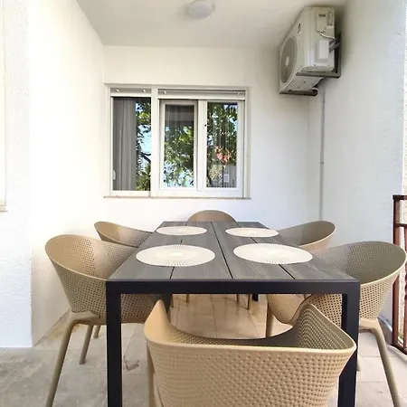 Carlissima Garden شقة تروغير